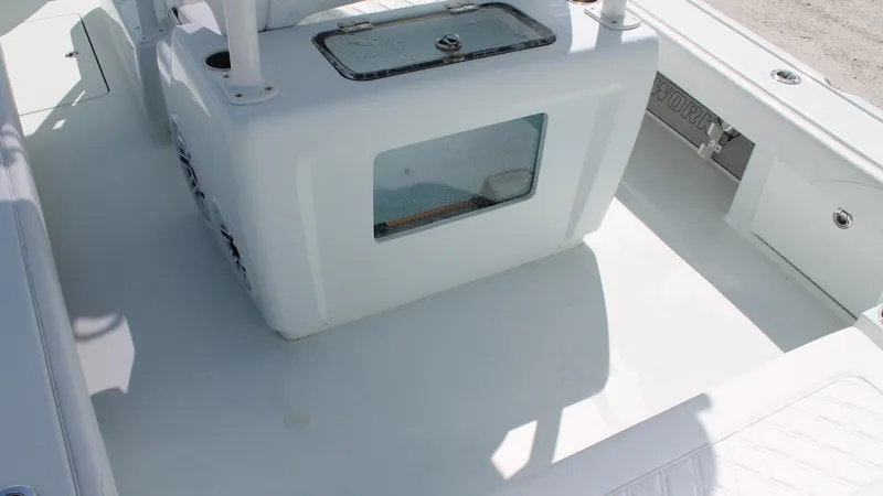 26 Barker 2022 Yacht Photos Pics Barker 26 Open - Cockpit