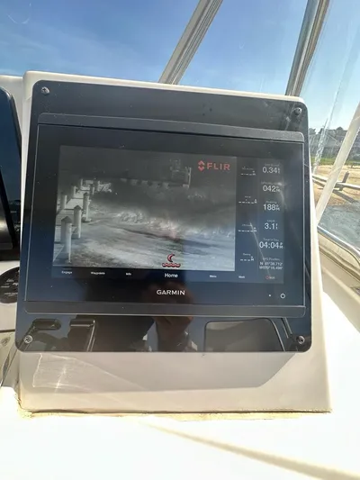 Lola Yacht Photos Pics Garmin display on 2005 Cabo 35 Flybridge with FLIR technology.