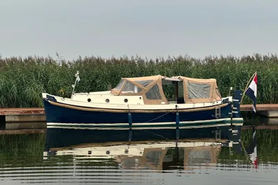 2006 WeCo 825 Cabin