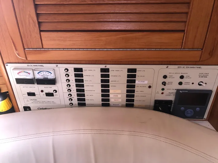 Papa Bob Yacht Photos Pics Electrical panel