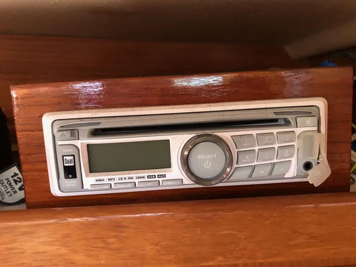 Papa Bob Yacht Photos Pics AM / FM