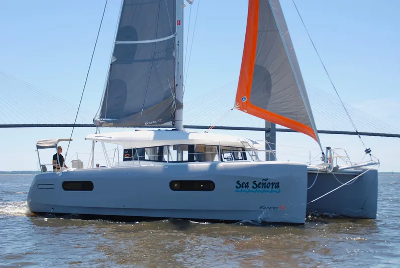 Sea SeÑora Yacht Photos Pics 