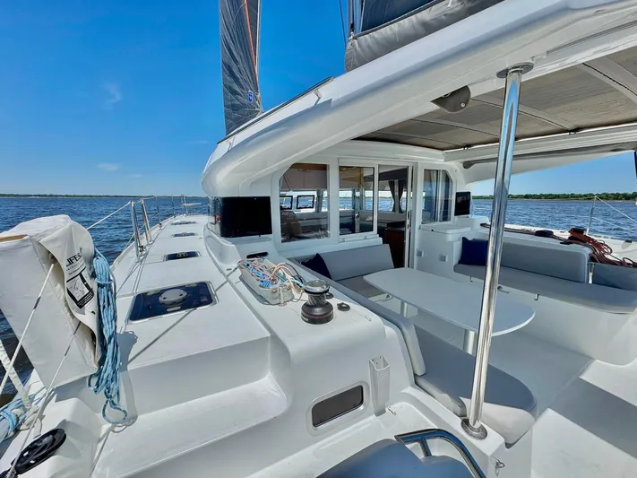 Sea SeÑora Yacht Photos Pics 