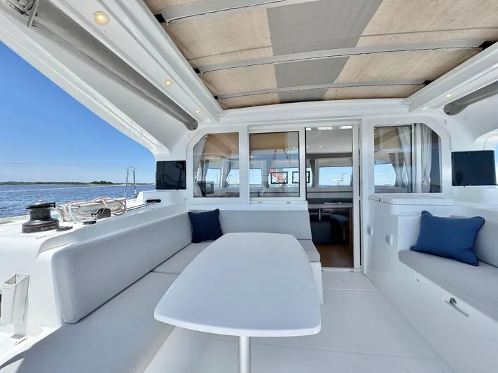 Sea SeÑora Yacht Photos Pics 