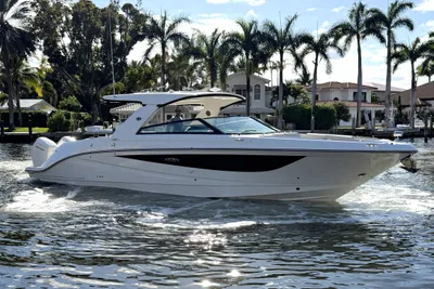 Sea Ray SLX 400 Outboard