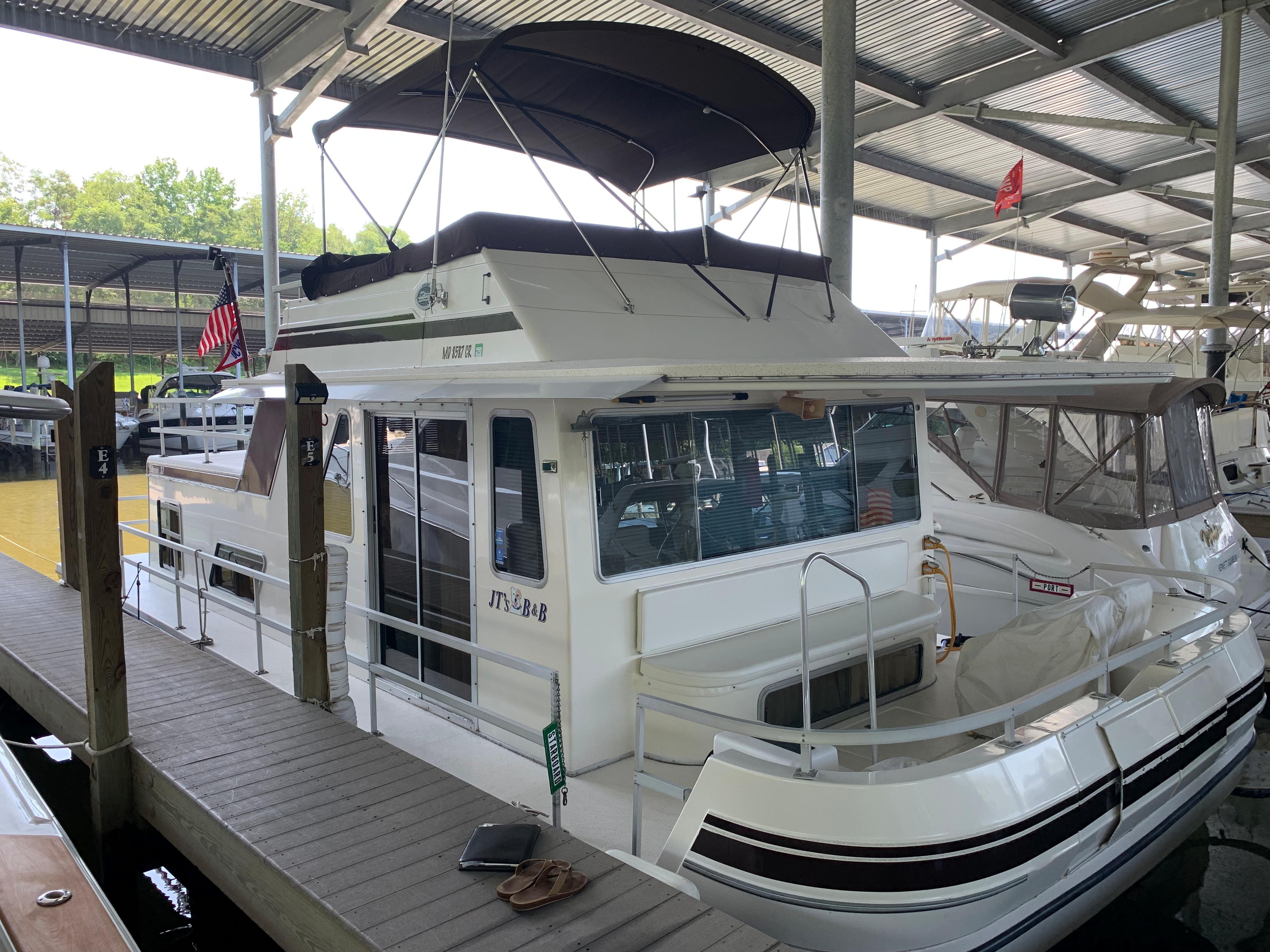 1991 Gibson 37 Standard Houseboat House for sale - YachtWorld