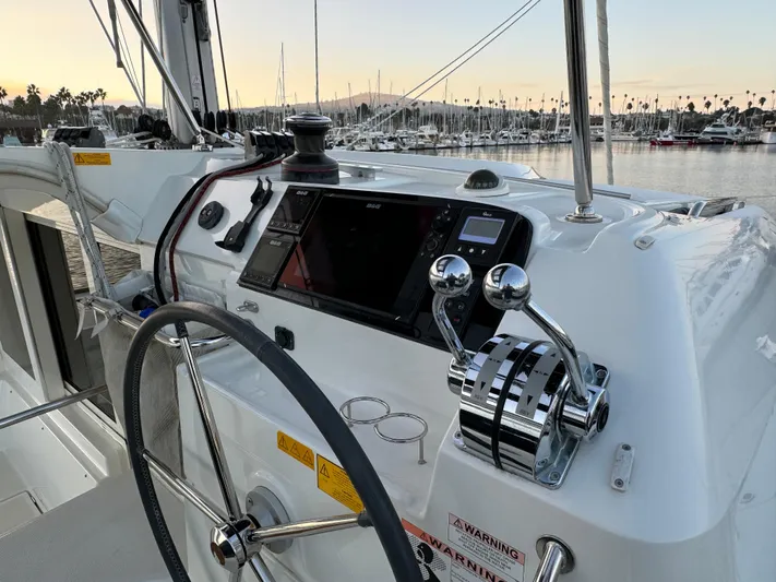 Arete Yacht Photos Pics 