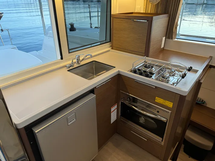 Arete Yacht Photos Pics 