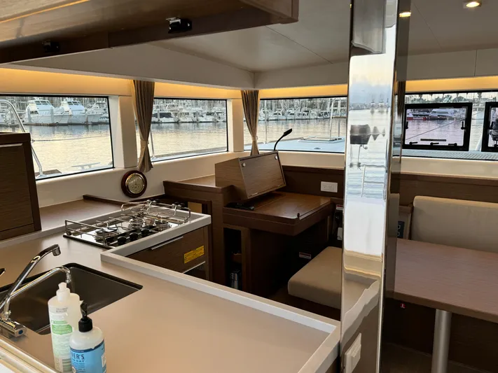 Arete Yacht Photos Pics 