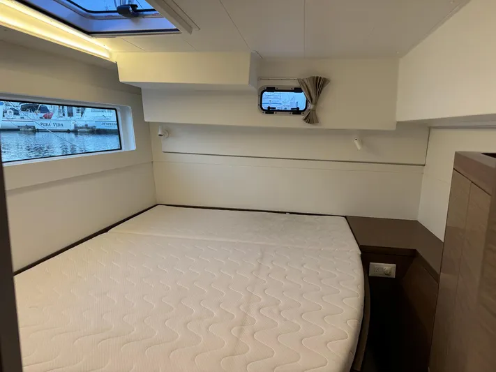 Arete Yacht Photos Pics 