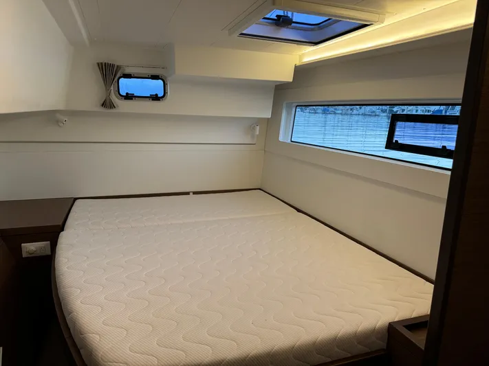 Arete Yacht Photos Pics 