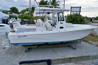 Blue Wave 2600 Makaira