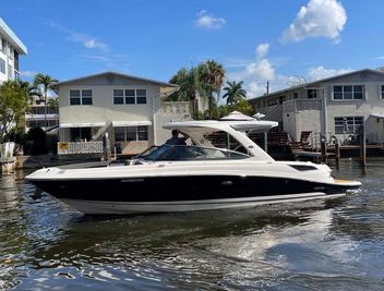 Sea Ray 350 SLX
