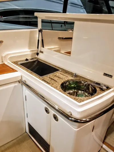 Afta Party Yacht Photos Pics 