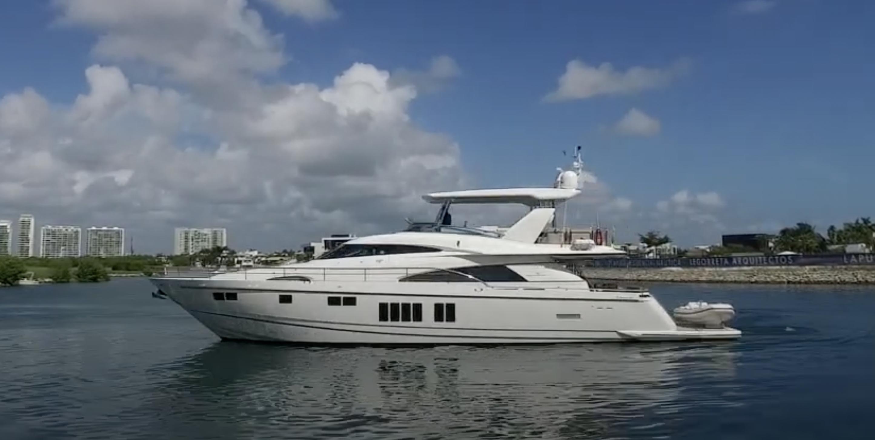 2014 Fairline Squadron 78 Custom Motor Yachts for sale - YachtWorld