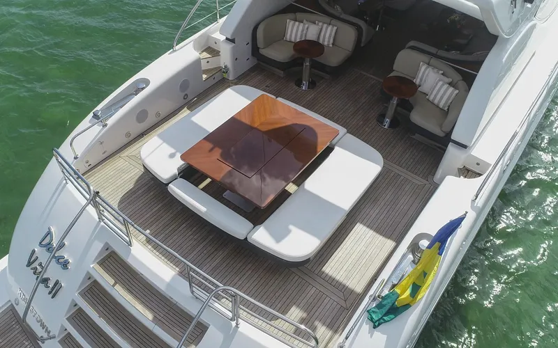 Dolce Vita II Yacht Photos Pics 