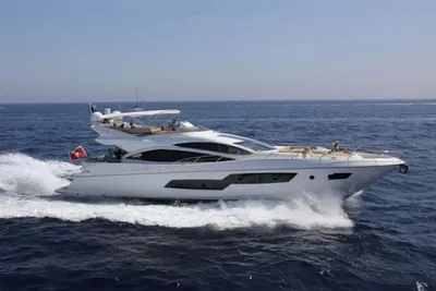 2014 Sunseeker 80 Sport Yacht