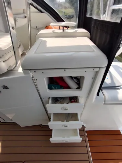 Reel Time Yacht Photos Pics 