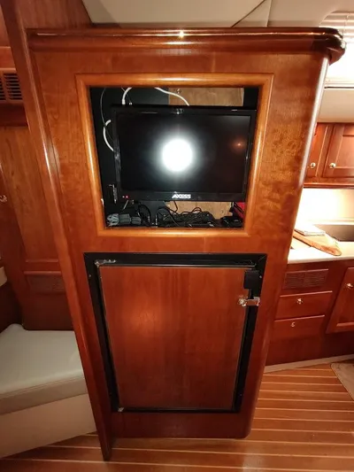 Reel Time Yacht Photos Pics 