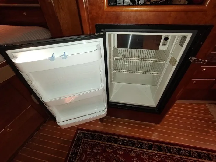 Reel Time Yacht Photos Pics 