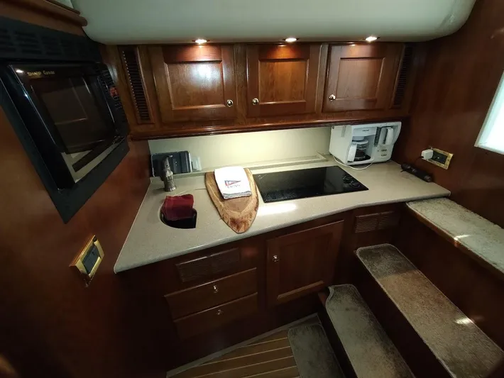 Reel Time Yacht Photos Pics 