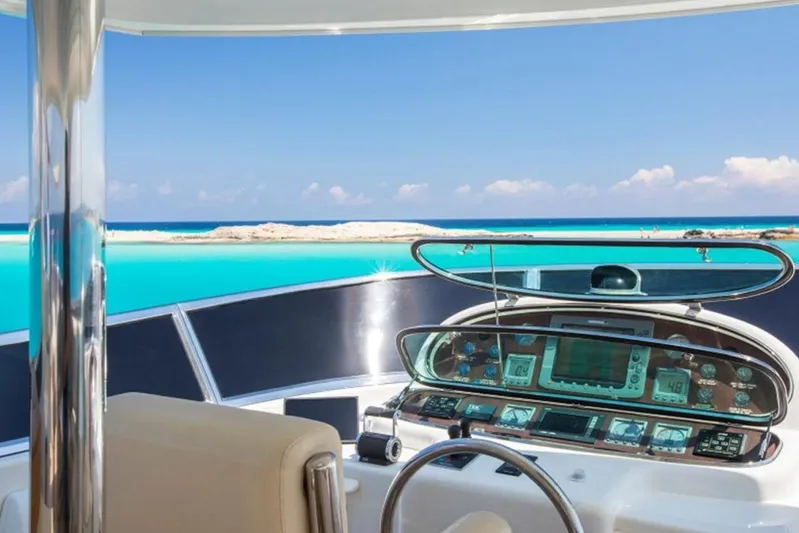 Mr & Mrs Smith Yacht Photos Pics Cockpit