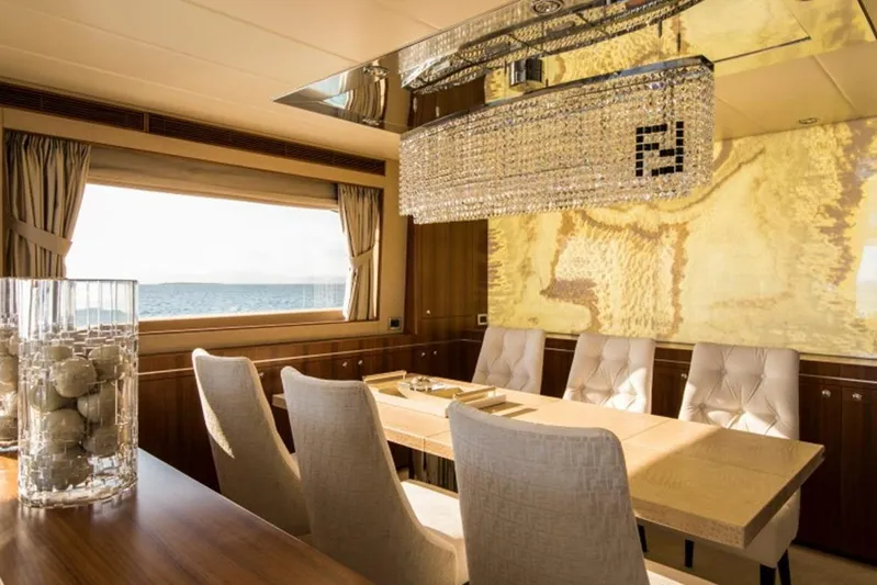 Mr & Mrs Smith Yacht Photos Pics Main deck dining area