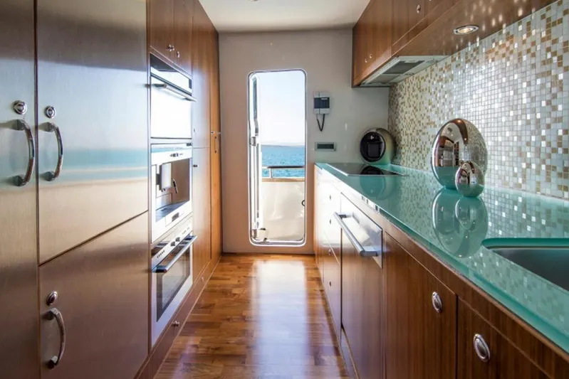 Mr & Mrs Smith Yacht Photos Pics Galley