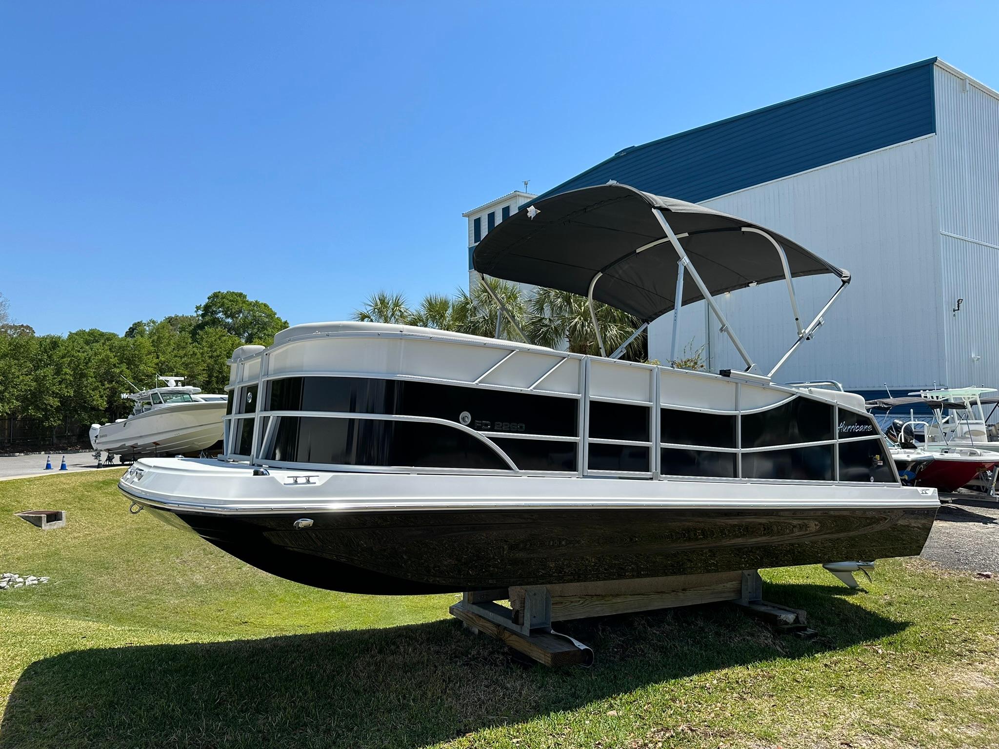 2024 Hurricane FunDeck 2260 RE OB Deckboot Kaufen YachtWorld