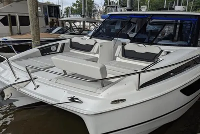 Aquila 36 Sport