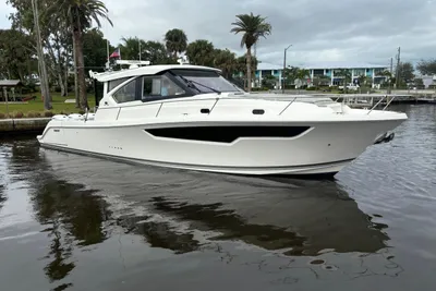 Pursuit OS 445