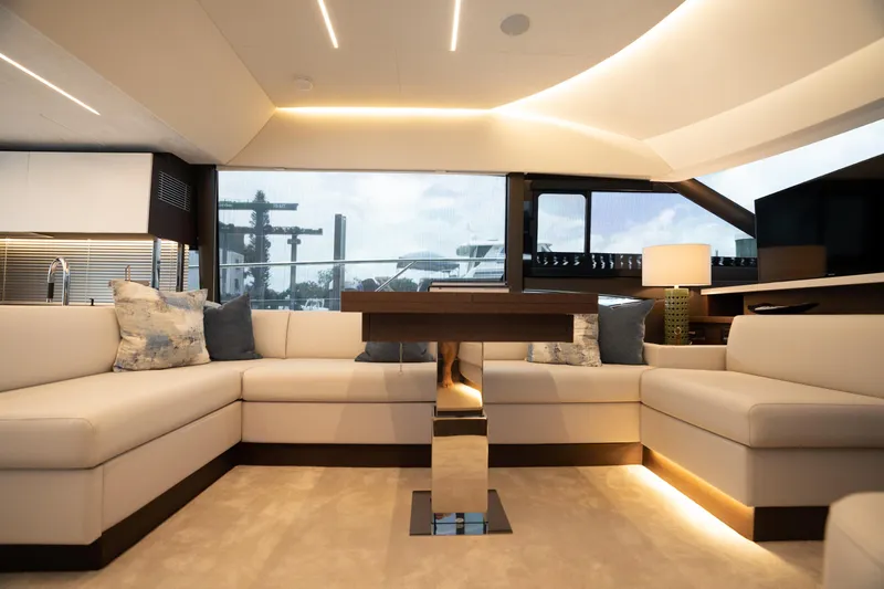 Nice Boat Yacht Photos Pics Dinette