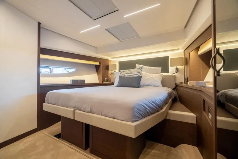 Nice Boat Yacht Photos Pics VIP Stateroom