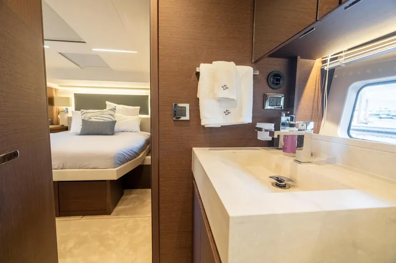 Nice Boat Yacht Photos Pics VIP Stateroom Head