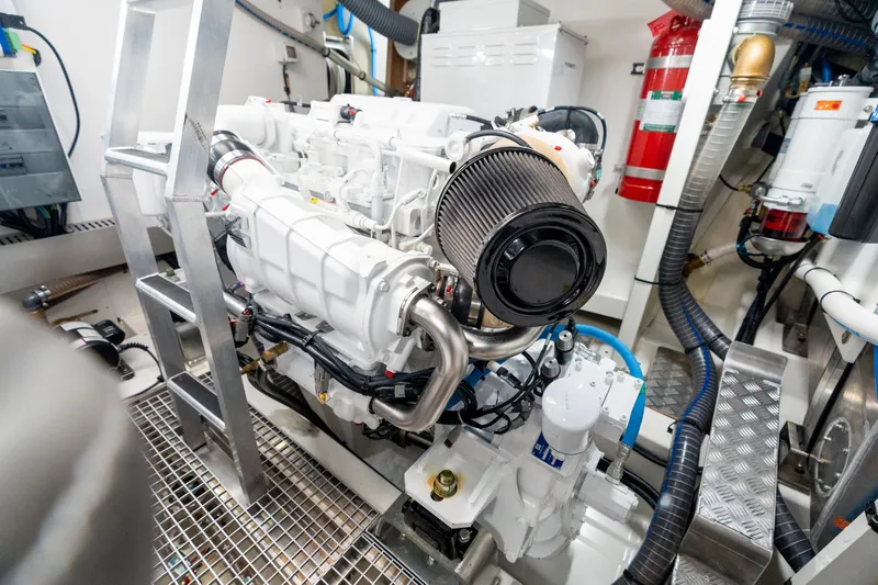 Nice Boat Yacht Photos Pics Engine Room