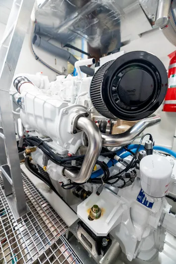 Nice Boat Yacht Photos Pics Engine Room