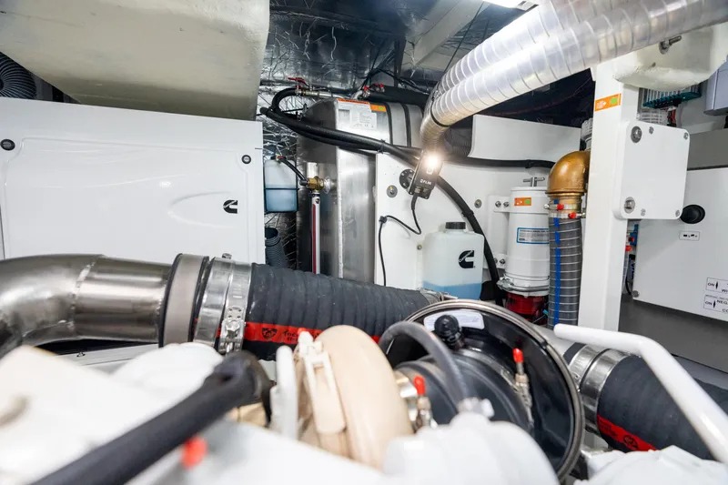 Nice Boat Yacht Photos Pics Engine Room