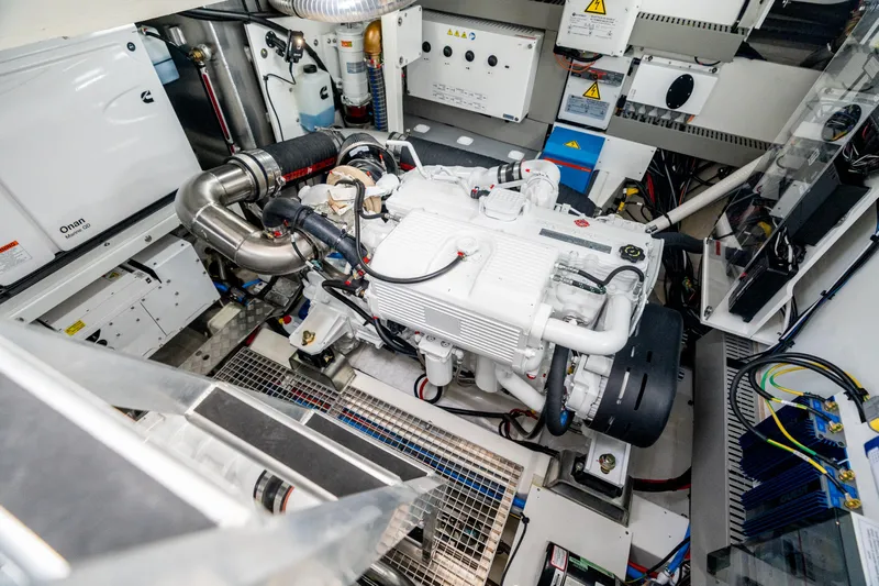 Nice Boat Yacht Photos Pics Engine Room