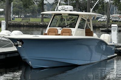 Scout 355 LXF