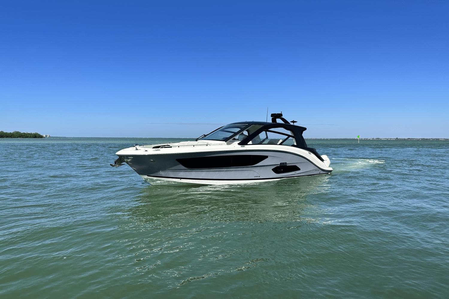 2023 Sea Ray 370 Sundancer Outboard Sports Cruiser for sale - YachtWorld