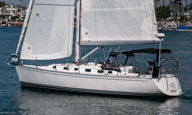 Pearl Yacht Photos Pics 