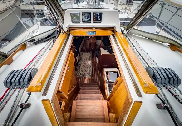 Pearl Yacht Photos Pics 