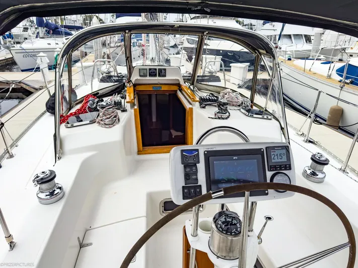 Pearl Yacht Photos Pics 