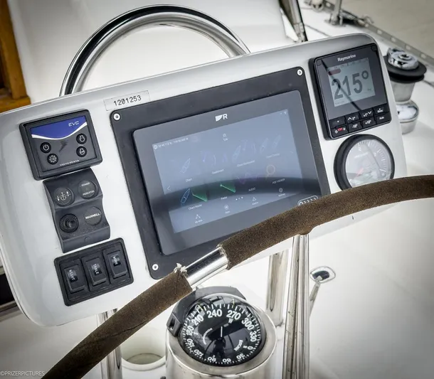 Pearl Yacht Photos Pics 