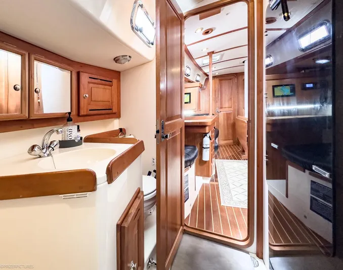 Pearl Yacht Photos Pics 