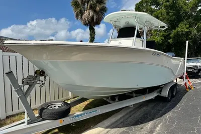 Sea Fox 286 Center Console