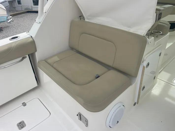  Yacht Photos Pics Seating area on a 2016 Pursuit DC 325 Dual Console boat.