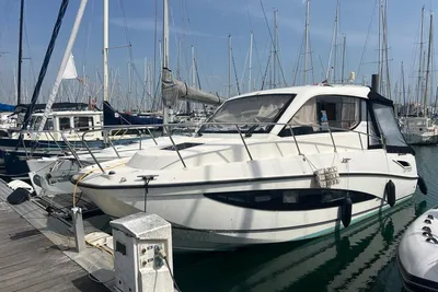 2016 Quicksilver Activ 855 Weekend