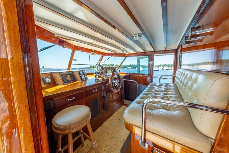 Bernadette Yacht Photos Pics Wheelhouse