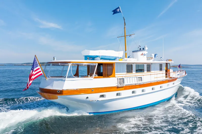 Bernadette Yacht Photos Pics Profile Stern View